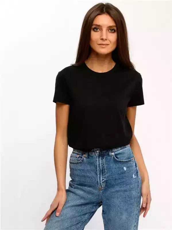 Футболка женская Апрель черная 42