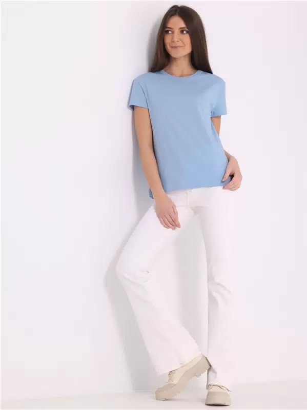 Футболка женская Апрель голубая 44
