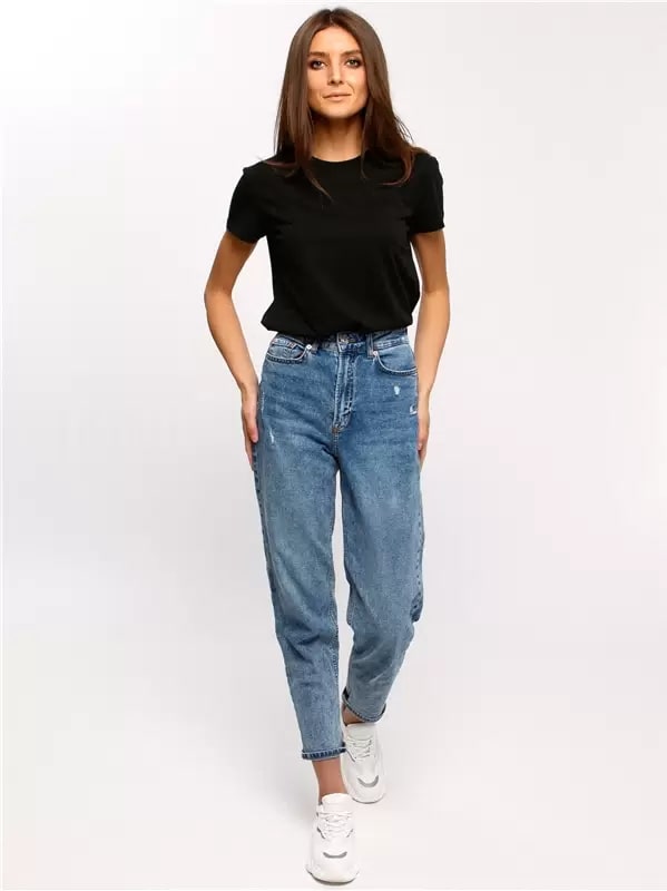 Футболка женская Апрель черная 46