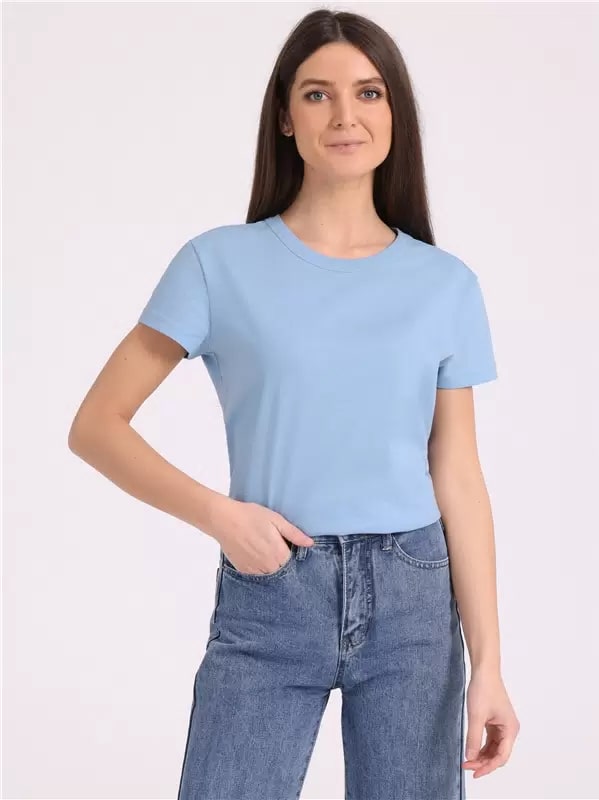 Футболка женская Апрель голубая 46