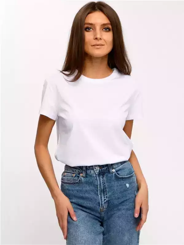 Футболка женская Апрель белая 50